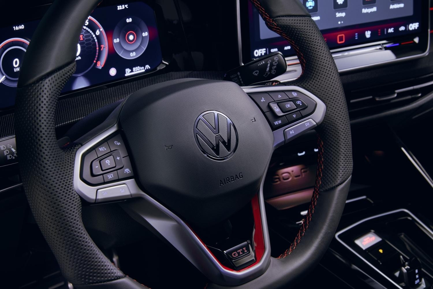Volkswagen Golf interior